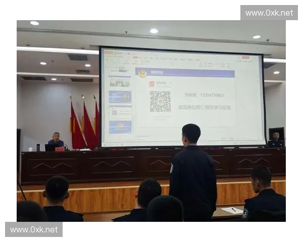 LOL晓明解说带你深度剖析职业赛场关键操作与战术思维提升秘诀 LOL晓明解说带你深度剖析职业赛场关键操作与战术思维提升秘诀